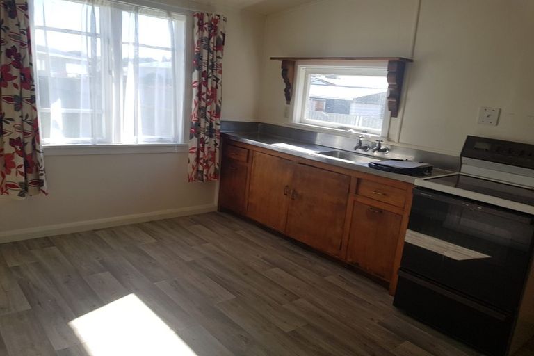 Photo of property in 144 Puriri Street, Castlecliff, Whanganui, 4501