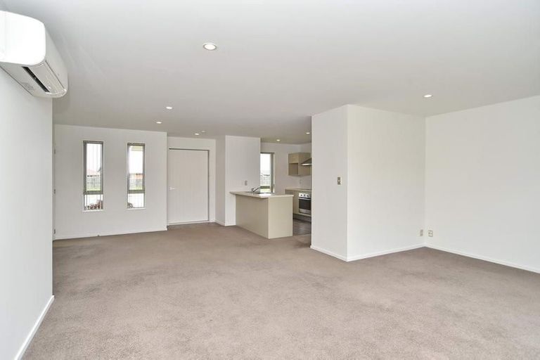 Photo of property in 48 Acacia Avenue, Rangiora, 7400