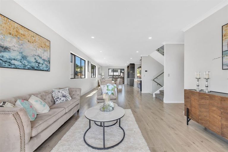 Photo of property in 4 Glann Lane, Flat Bush, Auckland, 2019