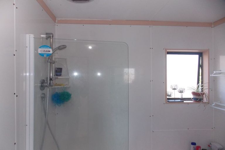 Photo of property in 83 Geraldine Crescent, Cloverlea, Palmerston North, 4412