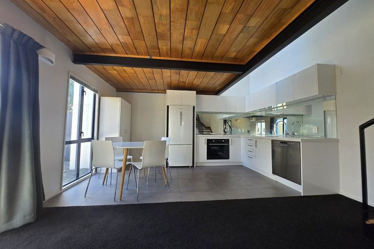 Photo of property in 2/38 Tonbridge Street, Merivale, Christchurch, 8014