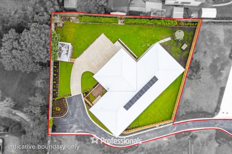 Photo of property in 3-9 Seddon Street, Waikanae, 5036