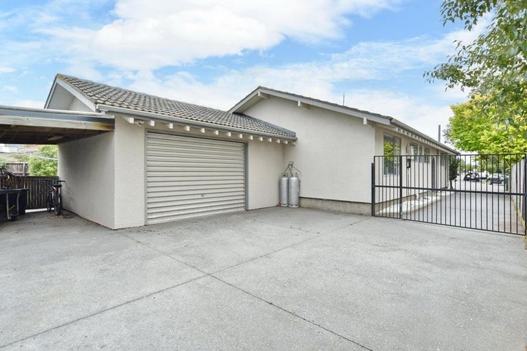 Photo of property in 20 Strachan Place, Rangiora, 7400