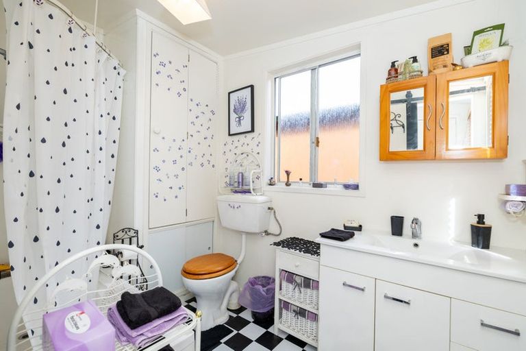 Photo of property in 2/37 Hinemoa Avenue, Taupo, 3330