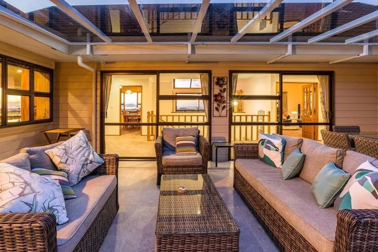 Photo of property in 243 Huia Street, Waikanae, 5391