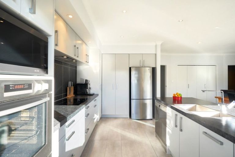 Photo of property in 28a King Street, Taradale, Napier, 4112