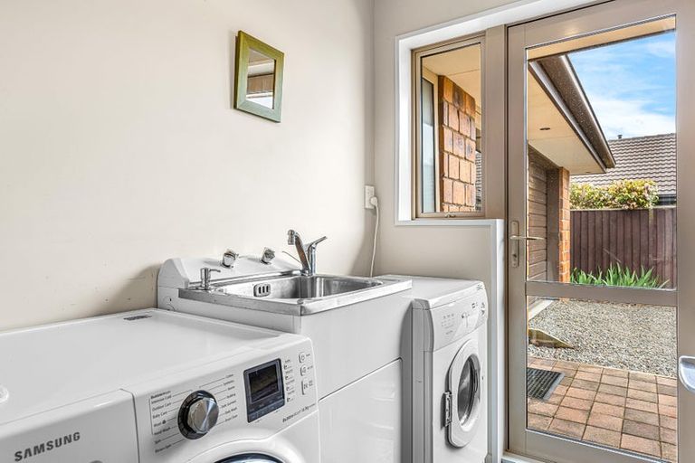 Photo of property in 8 Elm Drive, Rangiora, 7400