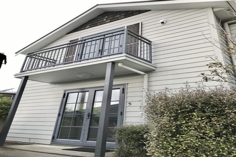 Photo of property in 5/25 Hollies Crescent, Johnsonville, Wellington, 6037