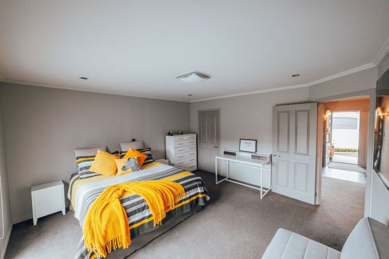 Photo of property in 12 Liberty Grove, Kelvin Grove, Palmerston North, 4414