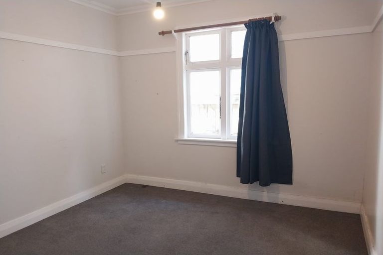 Photo of property in 2 Norna Crescent, Kelburn, Wellington, 6012