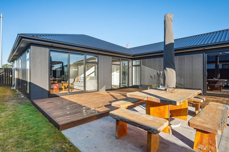 Photo of property in 4/21 Blakes Road, Belfast, Christchurch, 8051