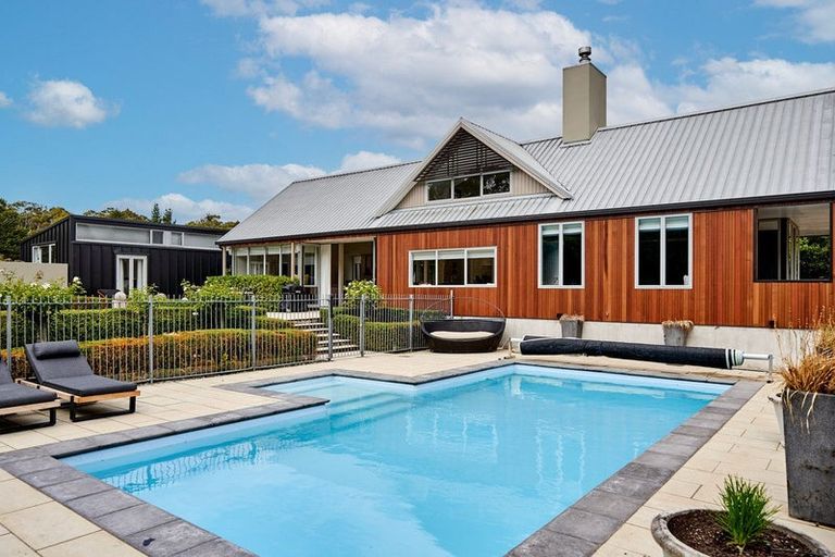 Photo of property in 97 Oxford Street, Martinborough, 5711