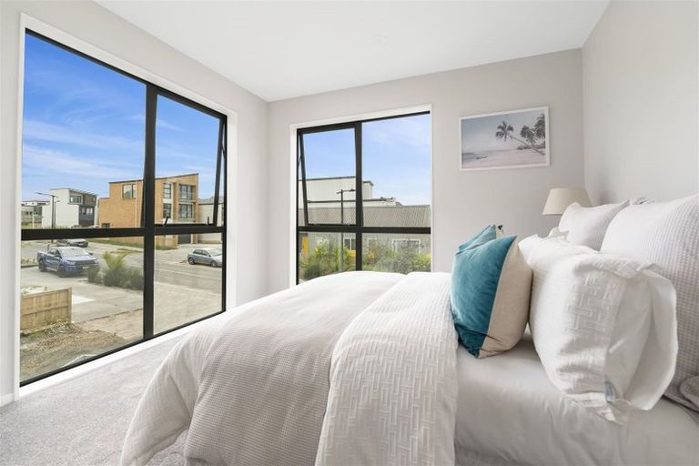 Photo of property in 39 Matakohe Road, Westgate, Auckland, 0814