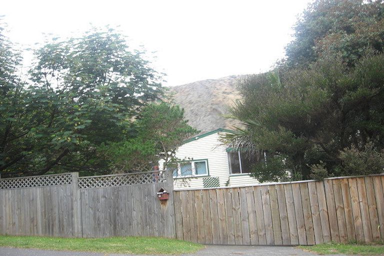 Photo of property in 58 Wellington Road, Paekakariki, 5034
