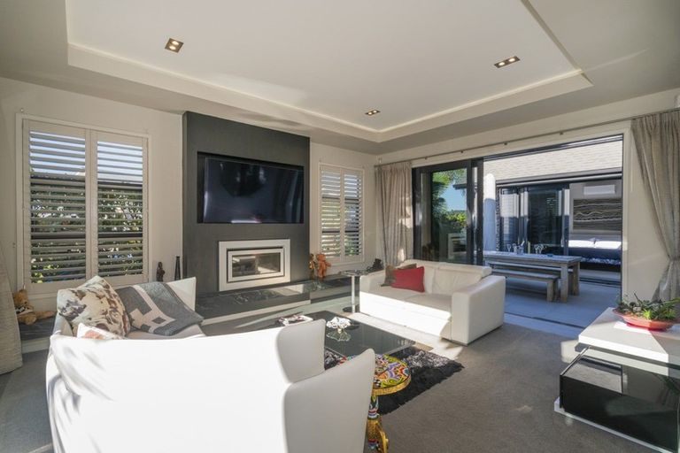 Photo of property in 8 Sara Way, Whitianga, 3510