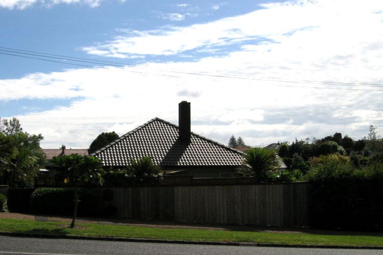 Photo of property in 72 Moa Road, Point Chevalier, Auckland, 1022