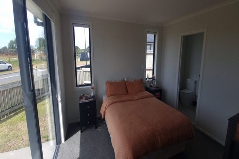 Photo of property in 18 Anchor Crescent, Papamoa, 3118