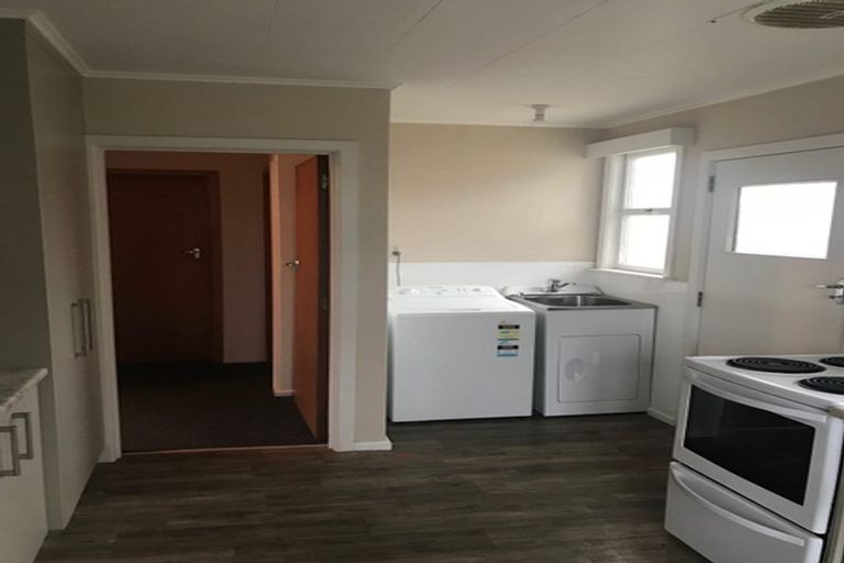 Photo of property in 802 Alexandra Street, Parkvale, Hastings, 4122