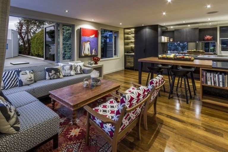 Photo of property in 1/50 Whitby Crescent, Mairangi Bay, Auckland, 0630