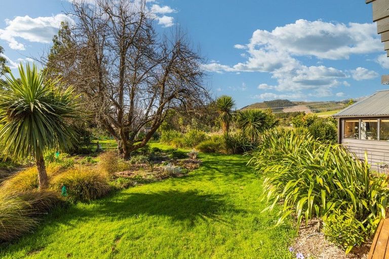 Photo of property in 863 Gebbies Pass Road, Teddington, Lyttelton, 8971