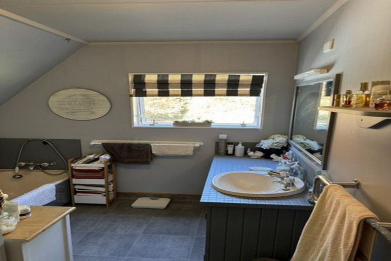 Photo of property in 1305 Opaki Kaiparoro Road, Mauriceville, Masterton, 5882