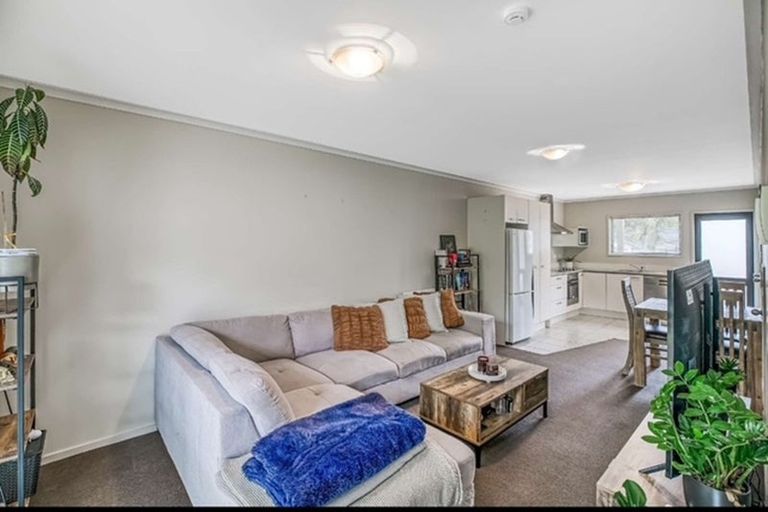 Photo of property in 24/94 Glengarry Road, Glen Eden, Auckland, 0602