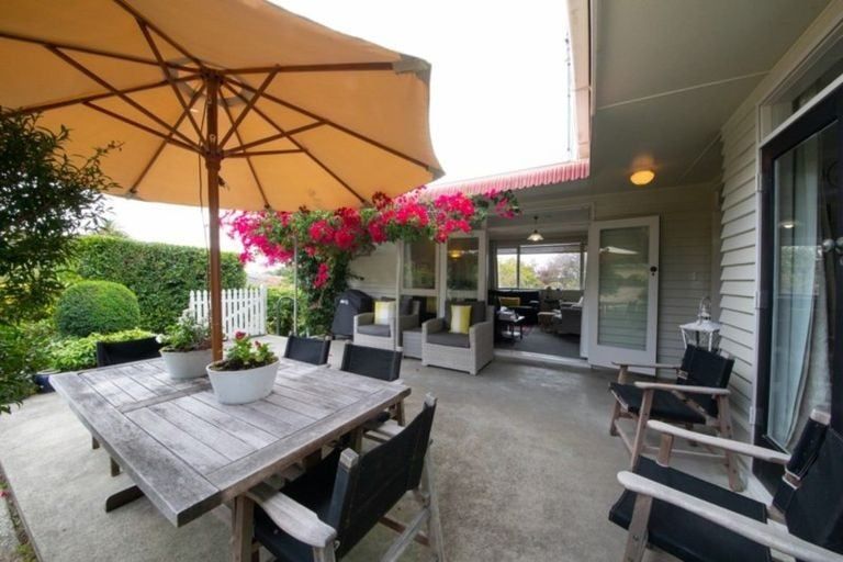 Photo of property in 92 West Street, Feilding, 4702