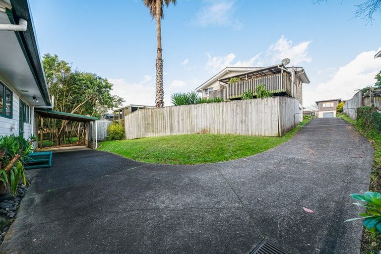 Photo of property in 6a Jillian Drive, Ranui, Auckland, 0612