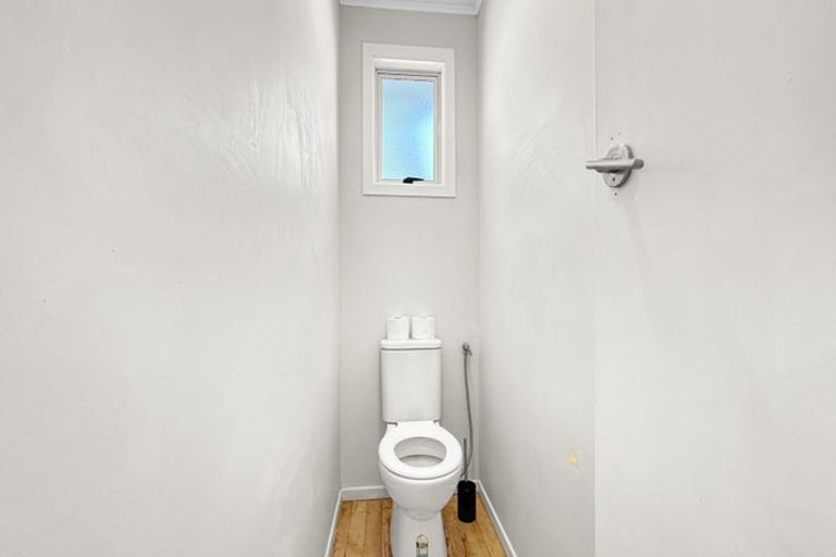 Photo of property in 41 Chorley Avenue, Massey, Auckland, 0614