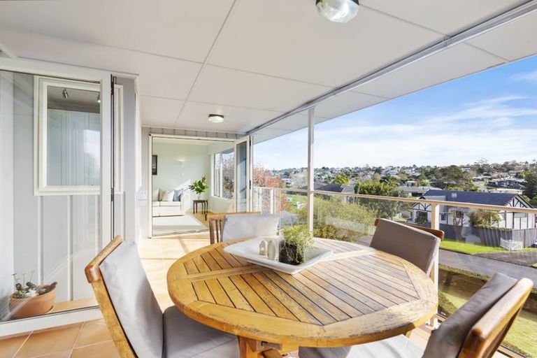 Photo of property in 3 Sea View Terrace, Cockle Bay, Auckland, 2014
