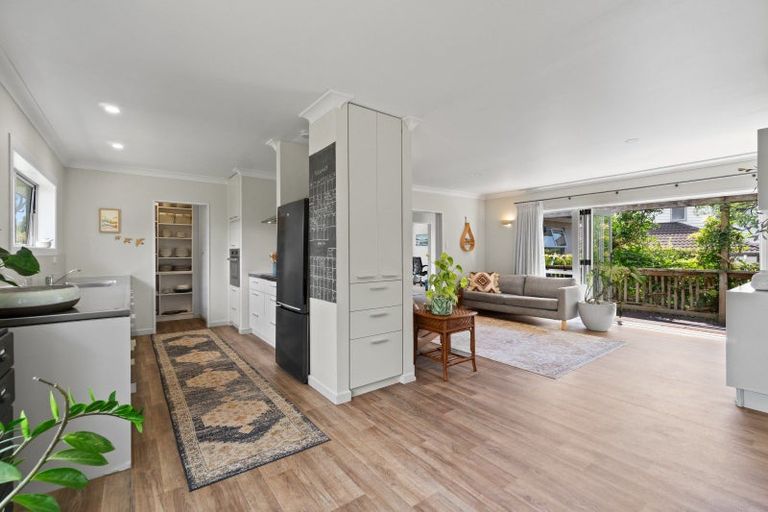 Photo of property in 34 Pukerangi Crescent, Ellerslie, Auckland, 1051