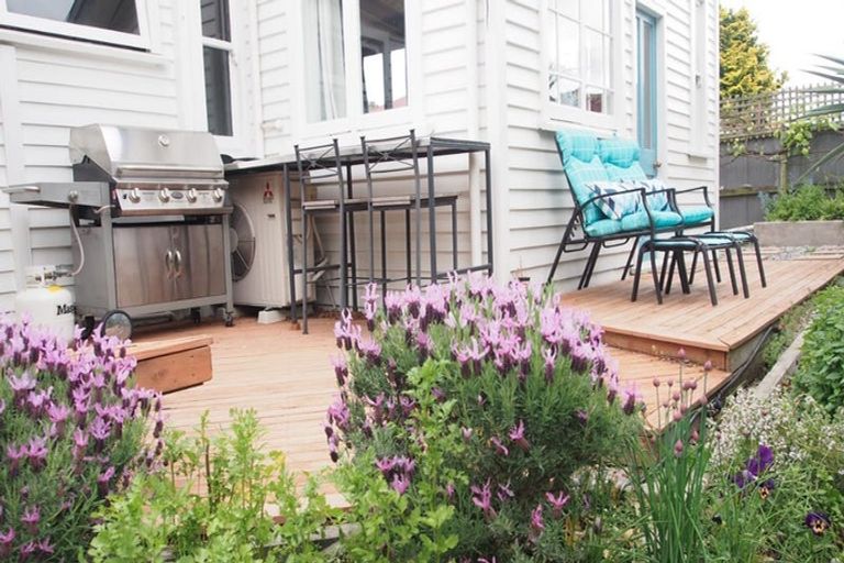 Photo of property in 73 Coronation Street, Spreydon, Christchurch, 8024