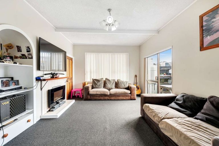 Photo of property in 8 Abbot Street, Gonville, Whanganui, 4501