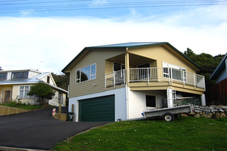 Photo of property in 10 Parrett Street, Bluff, 9814