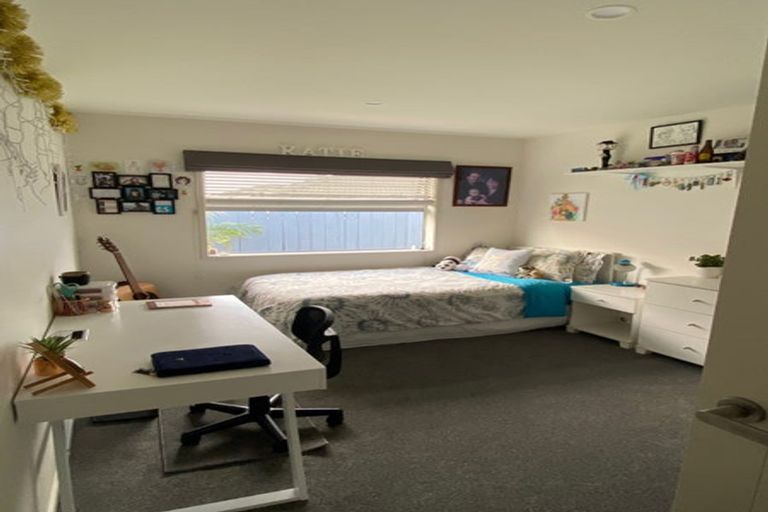 Photo of property in 5 Waiora Place, Pyes Pa, Tauranga, 3112