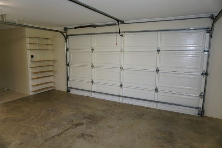 Photo of property in 4 Comber Place, Johnsonville, Wellington, 6037