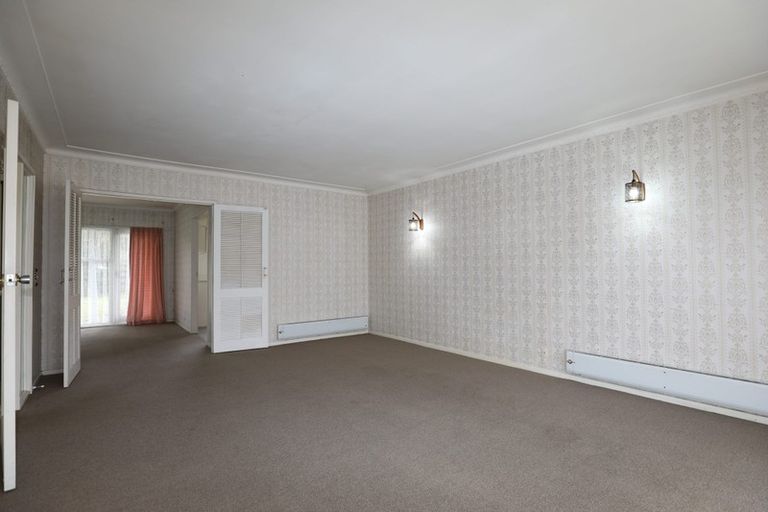 Photo of property in 10 Rothwell Place, Sunnyhills, Auckland, 2010