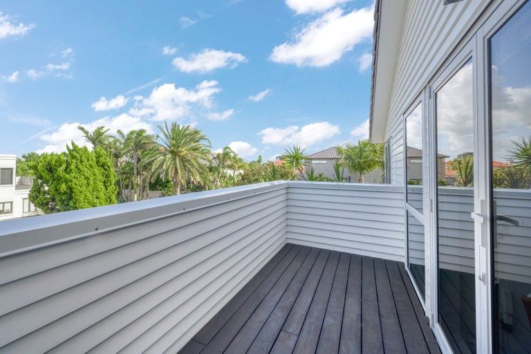 Photo of property in 53 Manor Park, Sunnyhills, Auckland, 2010