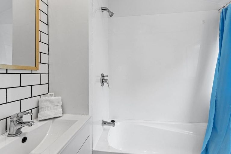 Photo of property in 2/345 Armagh Street, Linwood, Christchurch, 8011