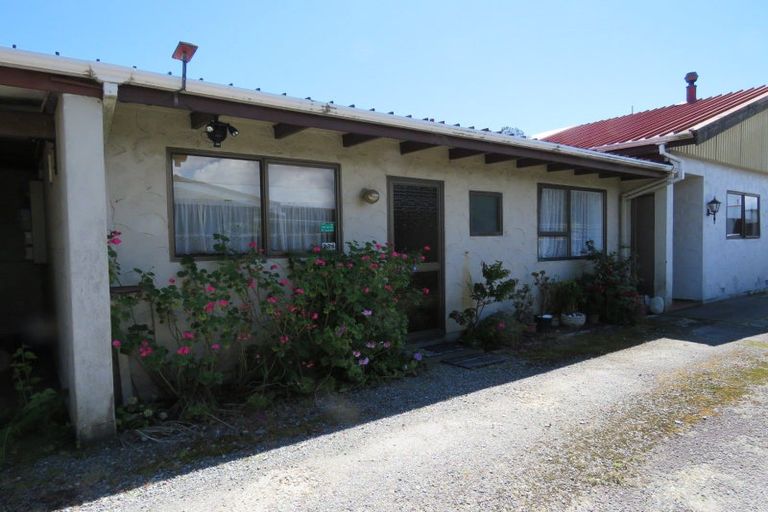 Photo of property in 23b Russell Street, Westport, 7825