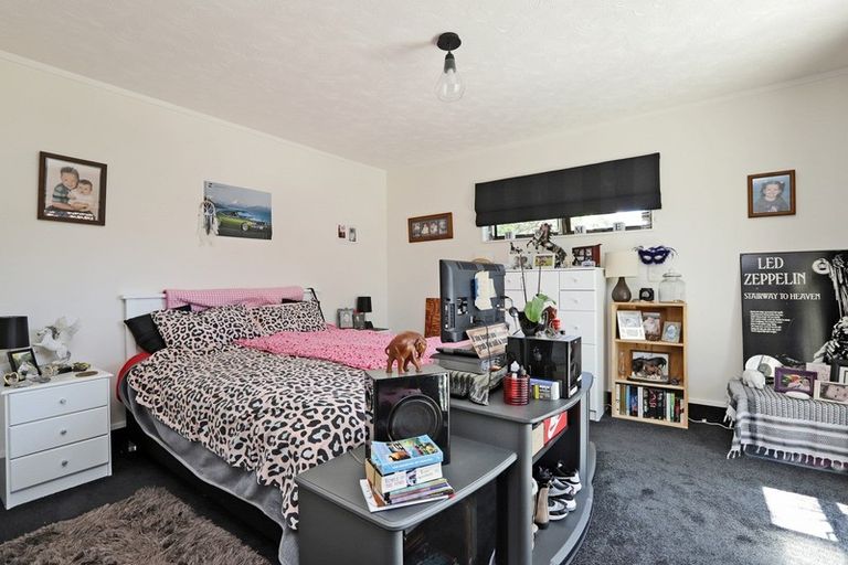 Photo of property in 15 Swansea Place, Tamatea, Napier, 4112