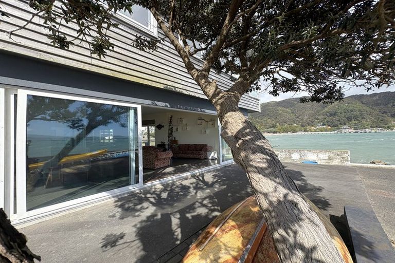 Photo of property in 603b Marine Drive, Days Bay, Lower Hutt, 5013