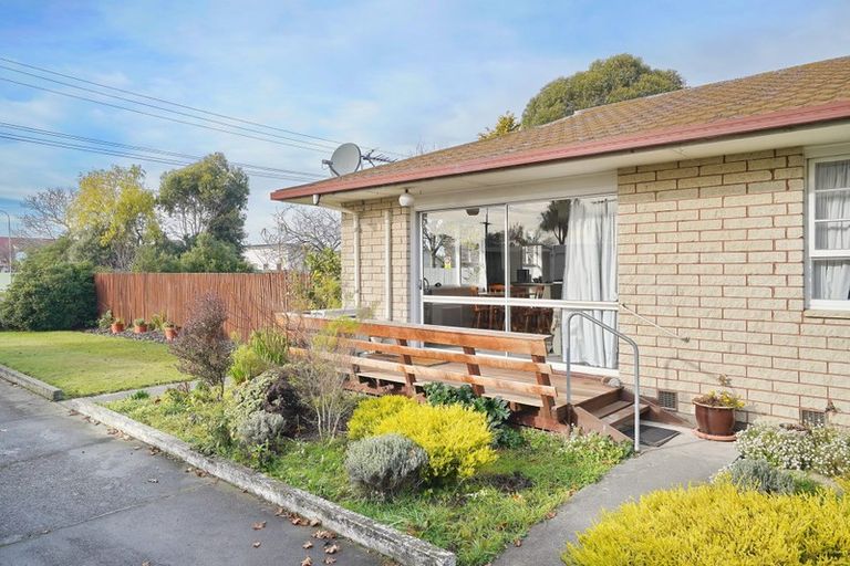 Photo of property in 27a Main North Road, Woodend, 7610