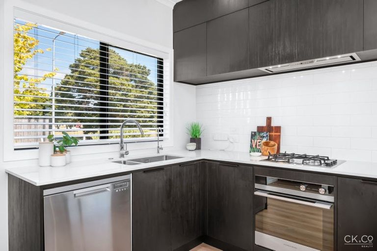 Photo of property in 3 Aston Crescent, Wallaceville, Upper Hutt, 5018