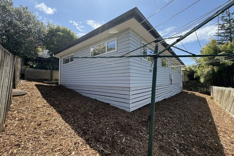 Photo of property in 6 Halder Place, Torbay, Auckland, 0632