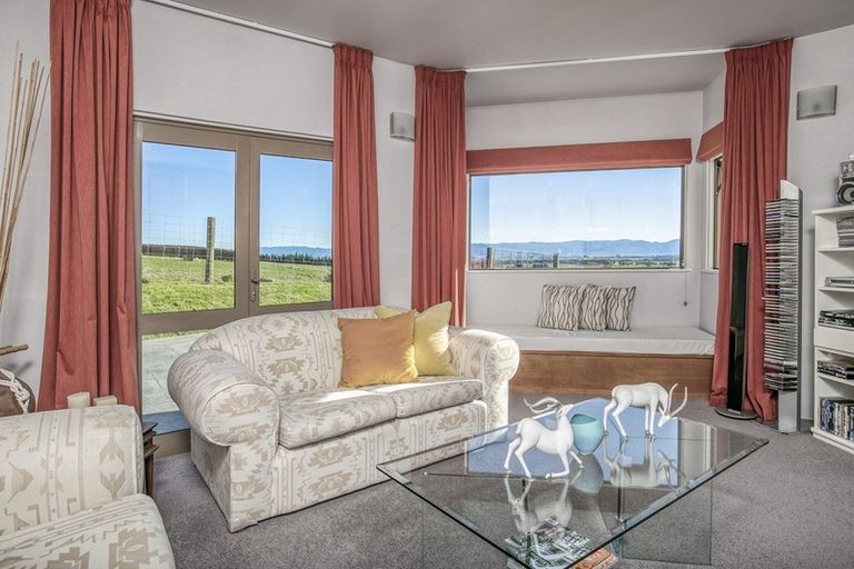 Photo of property in 89 Sutherland Drive, Martinborough, 5781