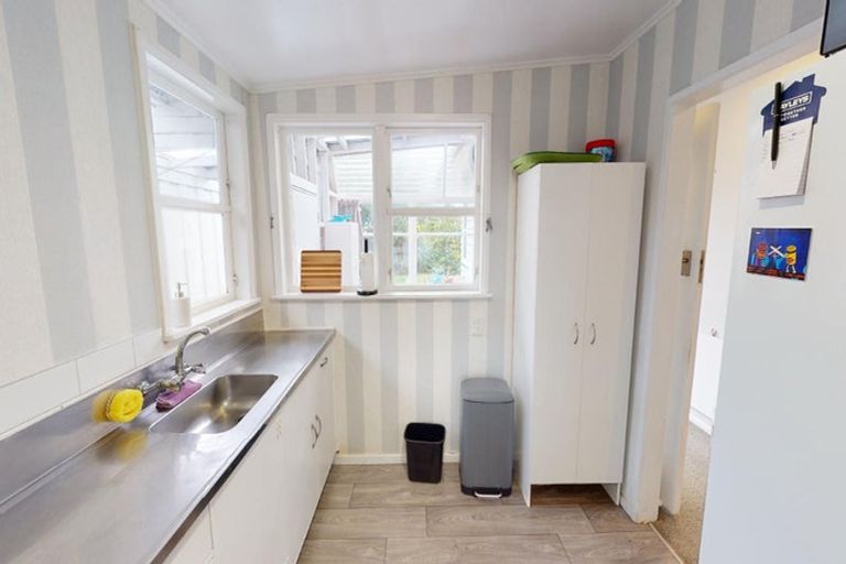 Photo of property in 10 Alexander Street, Awapuni, Palmerston North, 4412