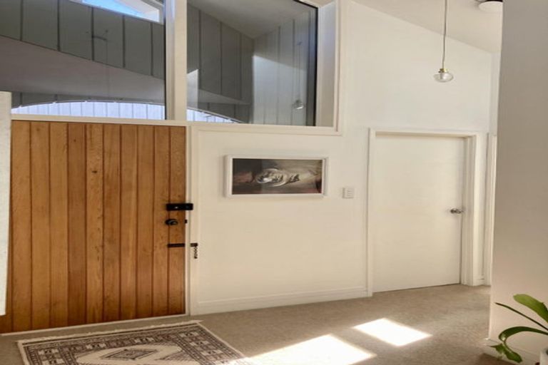 Photo of property in 21 Kabul Street, Khandallah, Wellington, 6035