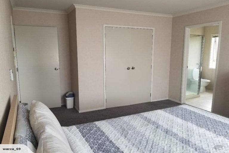 Photo of property in 33 Savona Drive, Flat Bush, Auckland, 2016