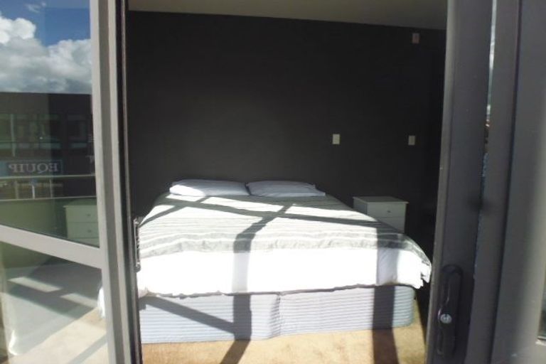 Photo of property in Petone Dental Centre, 8/374 Jackson Street, Petone, Lower Hutt, 5012